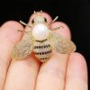 Bee Brooch Animal Fashion Shell Pearl Brooch Pin